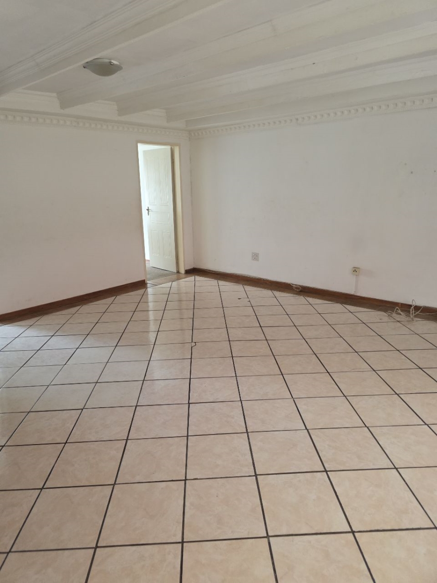2 Bedroom Property for Sale in Vaalpark Free State